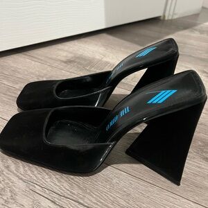 ATTICO Black Women's Shoes